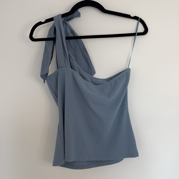 Anthropologie Sunday in Brooklyn One Shoulder Bow Top - Picture 6 of 10